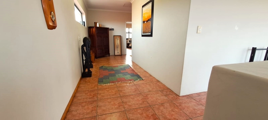 5 Bedroom Property for Sale in Noorsekloof Eastern Cape